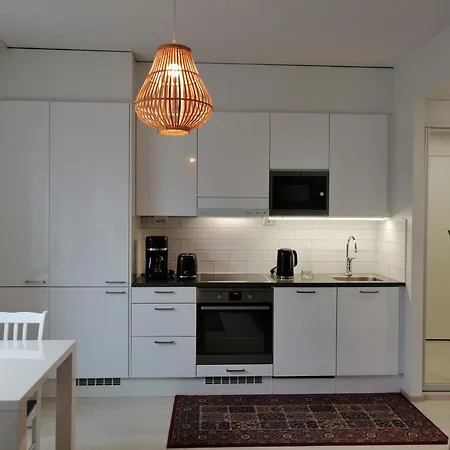 Lägenhet 1br Cozy About 10 Min Walk To Center *