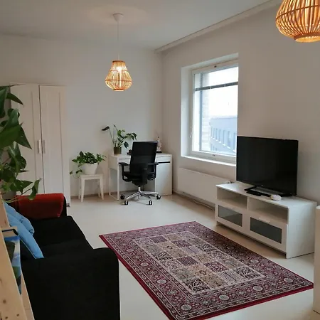 1br Cozy About 10 Min Walk To Center Apartamento Helsínquia