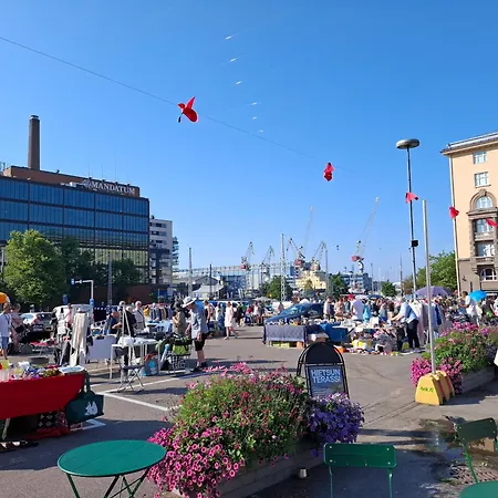 1br Cozy About 10 Min Walk To Center Διαμέρισμα