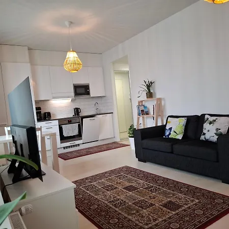 1br Cozy About 10 Min Walk To Center Διαμέρισμα