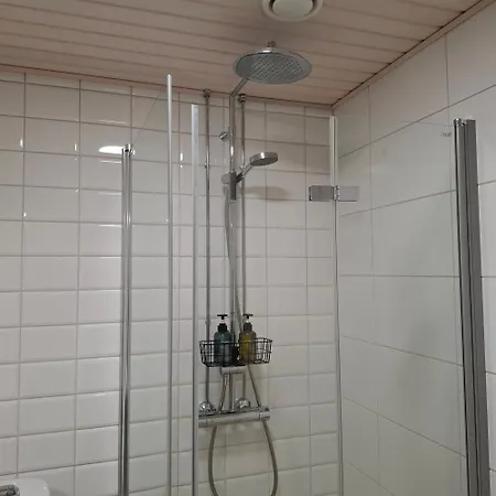 1Br Cozy Apartment Walkable To City Center Helsinki Апартаменты *